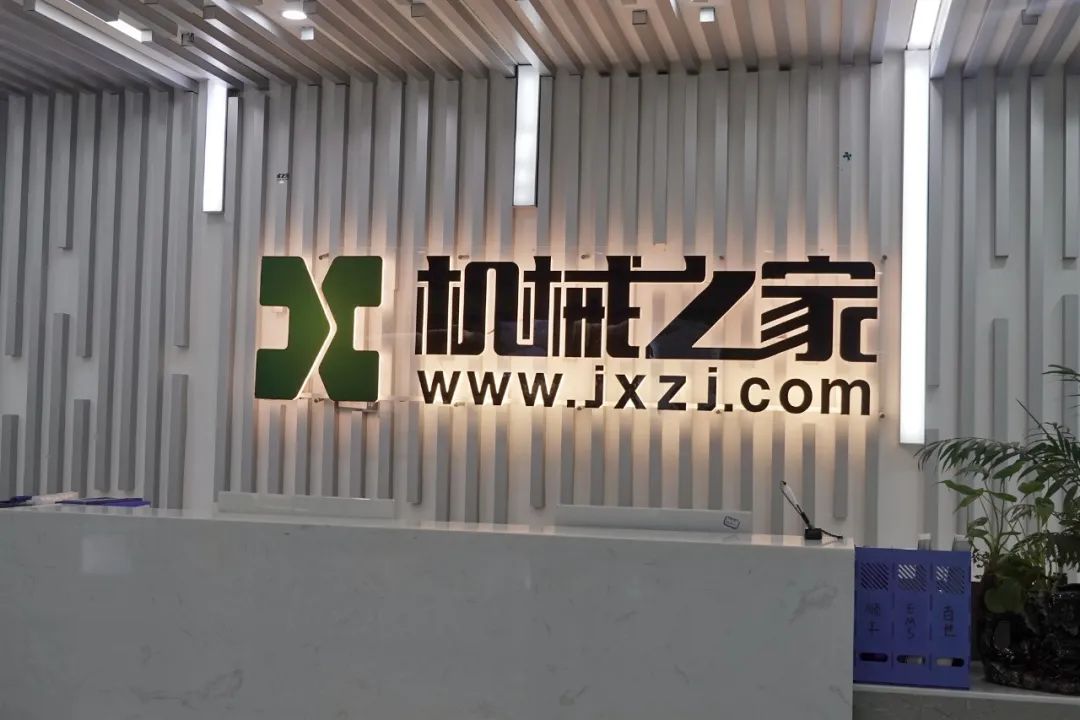 DƬ